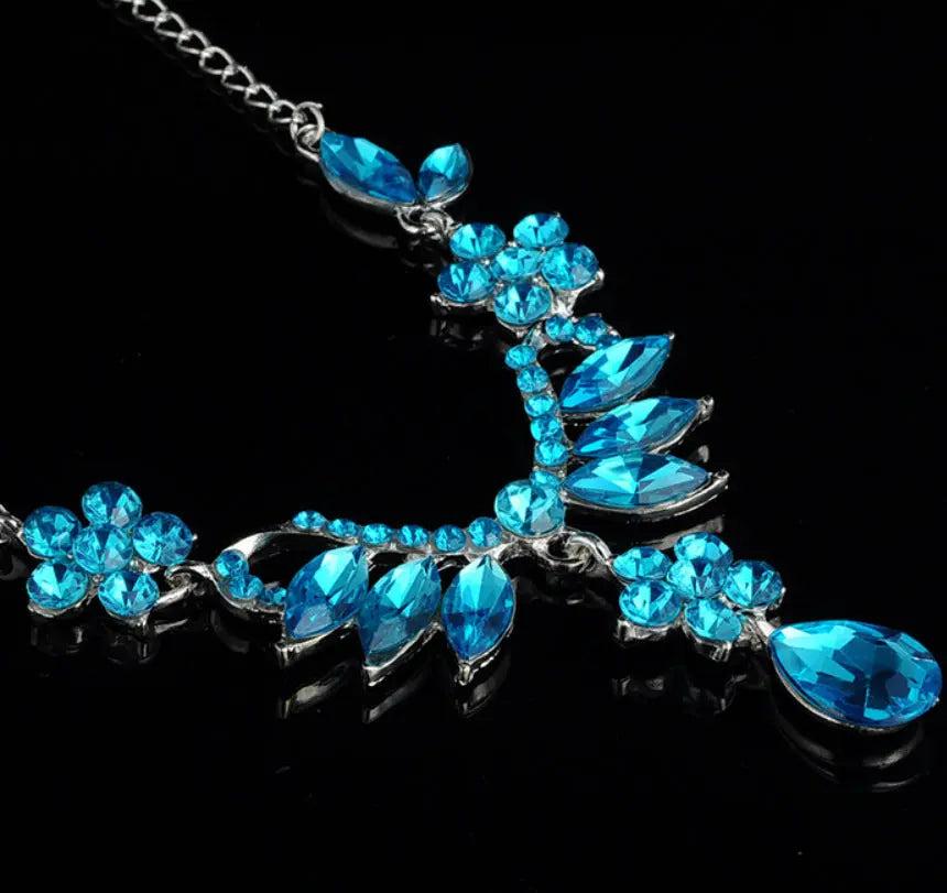Hot selling bride alloy diamond inlaid water droplet necklace earring set, wedding dress jewelry accessories, two colors of jewelry AQP-STORE