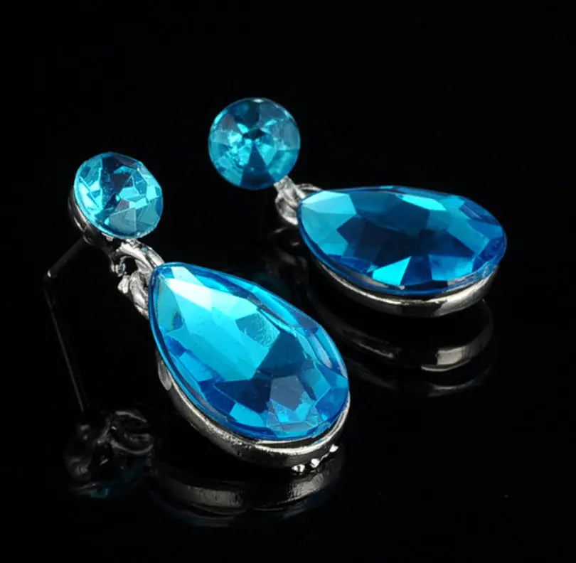 Hot selling bride alloy diamond inlaid water droplet necklace earring set, wedding dress jewelry accessories, two colors of jewelry AQP-STORE