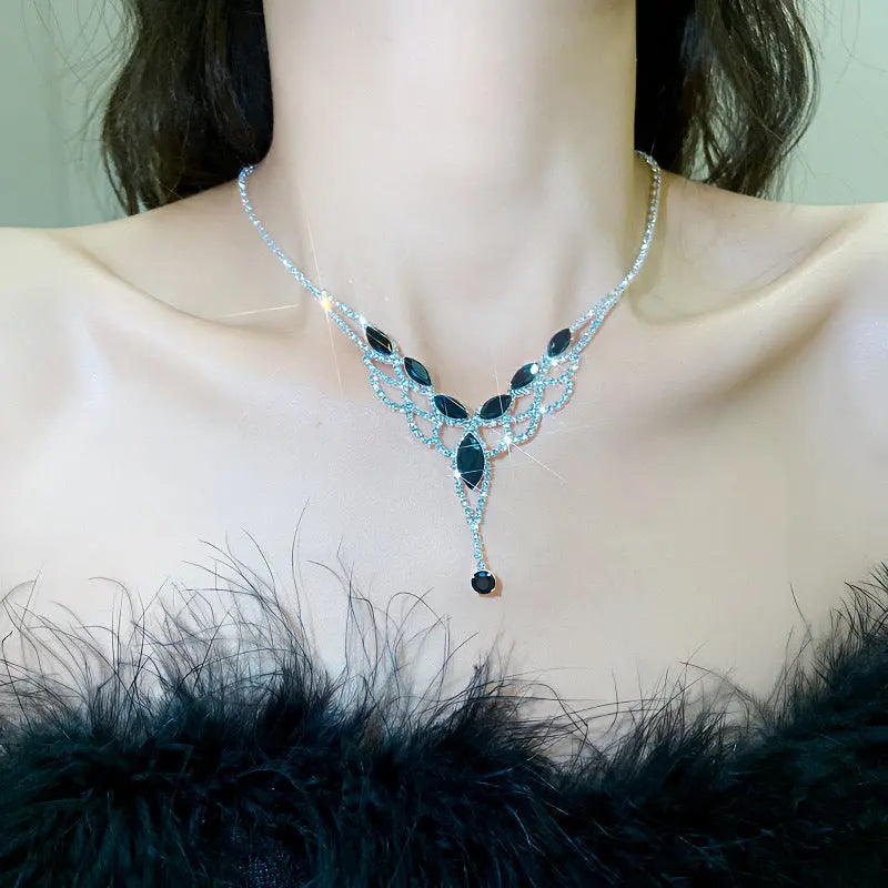 Diamond tassel earring necklace set, European and American light luxury style collarbone chain, fashionable and high-end feeling AQP-STORE