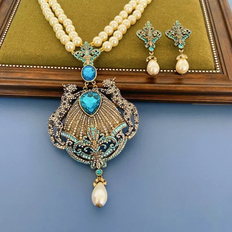 Middle Vintage Leopard Crown Necklace Ear Studs Palace Style Diamond Pearl High Grade Ear Stud Necklace Set AQP-STORE