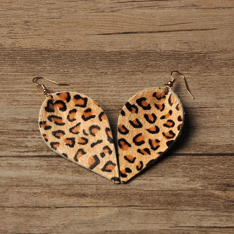 Cross-border European and American leopard print earrings fashionable horse hair leopard print leather leaf earrings jewelry cowhide earrings AQP-STORE