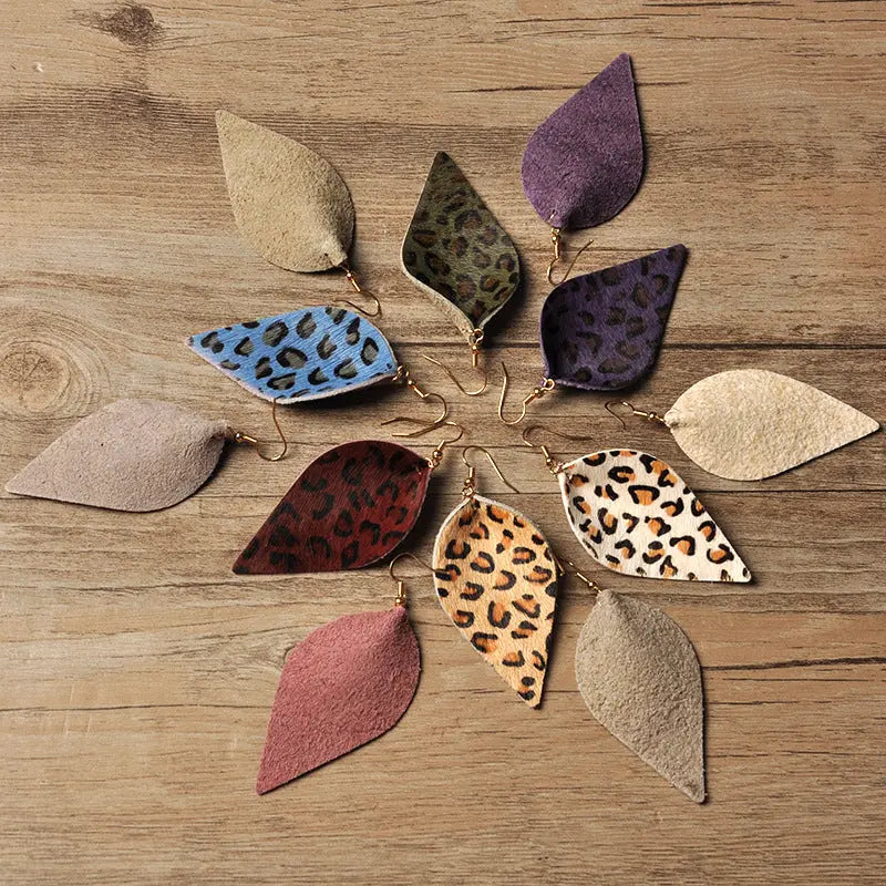 Cross-border European and American leopard print earrings fashionable horse hair leopard print leather leaf earrings jewelry cowhide earrings AQP-STORE