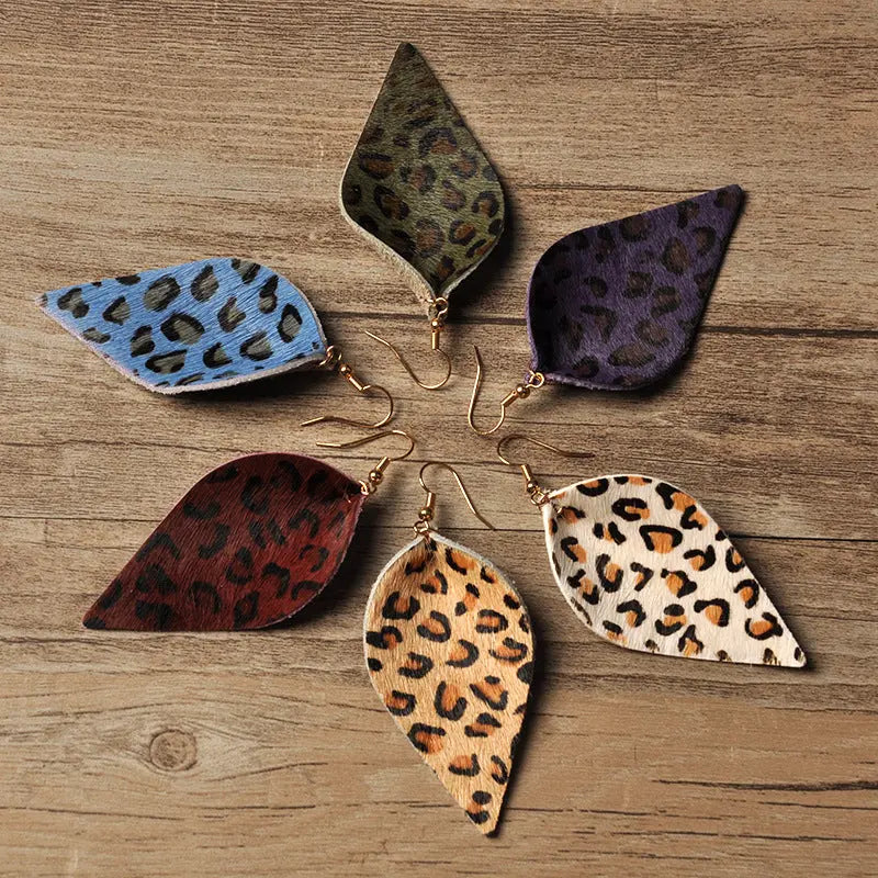 Cross-border European and American leopard print earrings fashionable horse hair leopard print leather leaf earrings jewelry cowhide earrings AQP-STORE