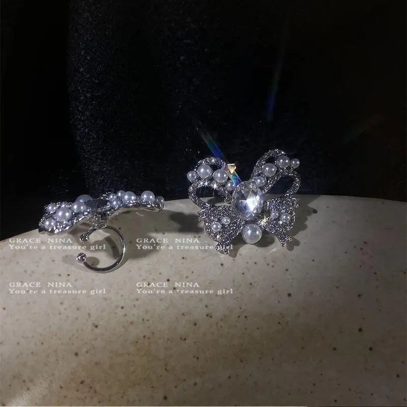Full diamond butterfly ear cuff for women without pierced ears, light luxury earrings, elegant style ear cuff AQP-STORE