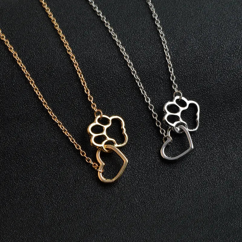 2023 Hot selling Jewelry Fashion Dog Claw Heart shaped Pendant Necklace European and American Alloy Short Necklace AQP-STORE