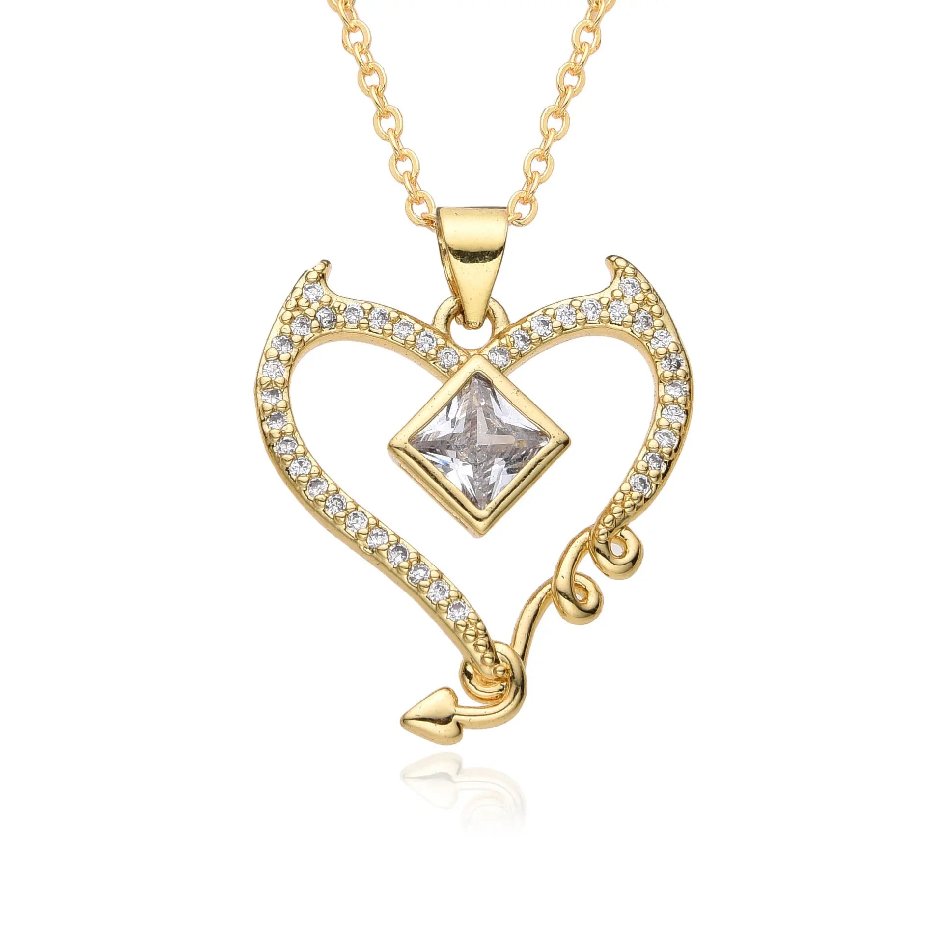 European and American minimalist zircon micro inlaid heart-shaped pendant necklace for women INS niche light luxury temperament versatile love collarbone chain AQP-STORE