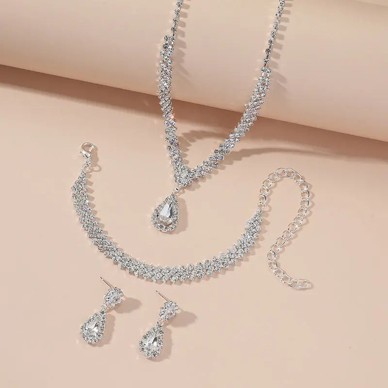 European and American Fashion Irregular Necklace Earring Bracelet Set Amazon Hot selling Full Diamond Claw Chain Water Diamond Three Piece Set AQP-STORE