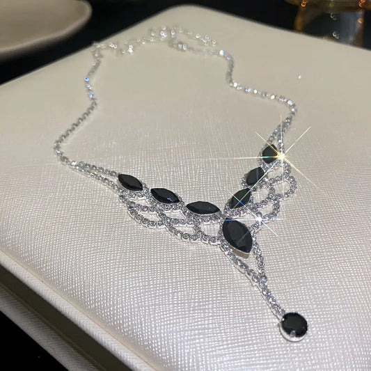 Diamond tassel earring necklace set, European and American light luxury style collarbone chain, fashionable and high-end feeling AQP-STORE