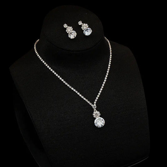 Cross border Hot Selling Exquisite Claw Chain Necklace Earring Set with Two Pieces Crystal Water Diamond Claw Bone Chain Dinner Accessories for Women AQP-STORE