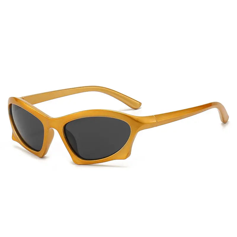 Y2K sunglasses feature a punk-style aesthetic AQP-STORE
