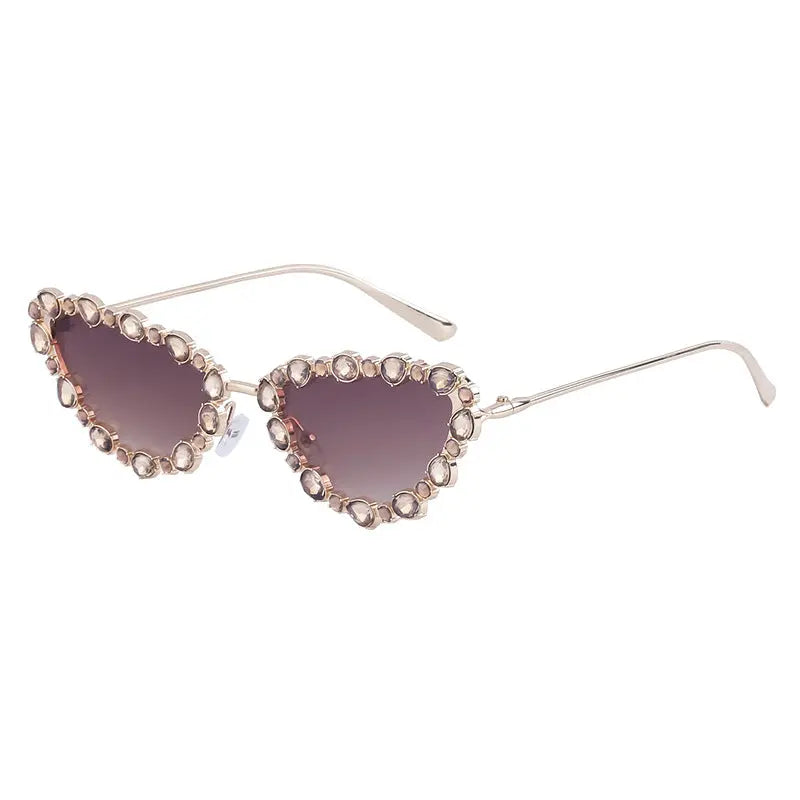 European and American diamond-encrusted sunglasses for women, high-end, personalized cat-eye sunglasses, cross-border sunglasses wholesale AQP-STORE