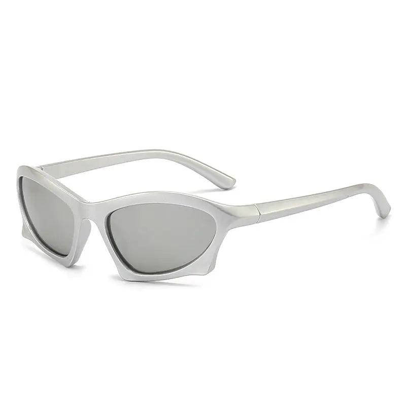 Y2K sunglasses feature a punk-style aesthetic AQP-STORE
